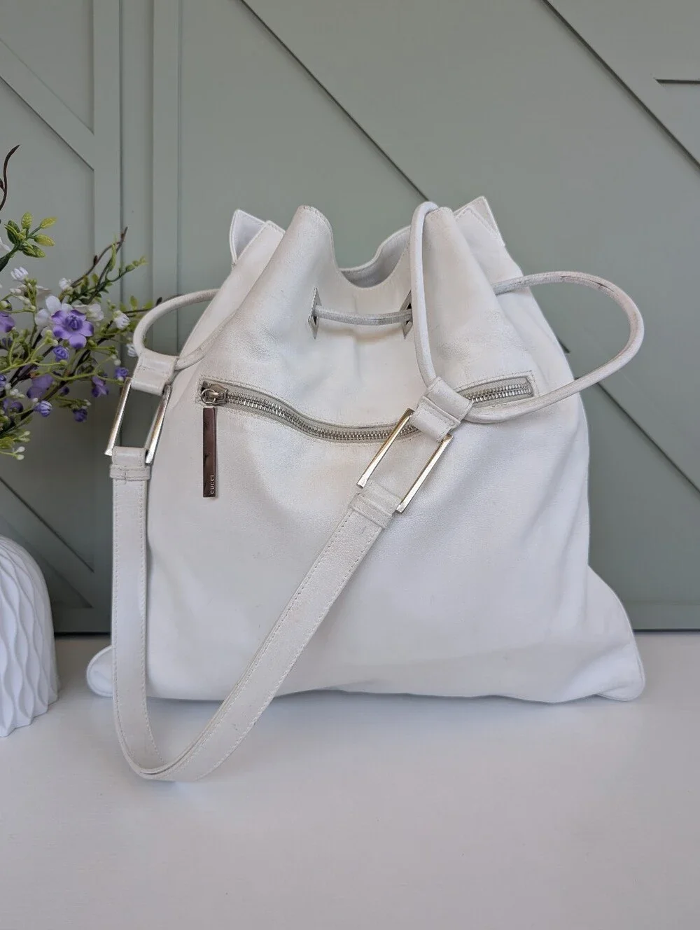 Gucci White Leather Drawstring Hobo with Front Zip